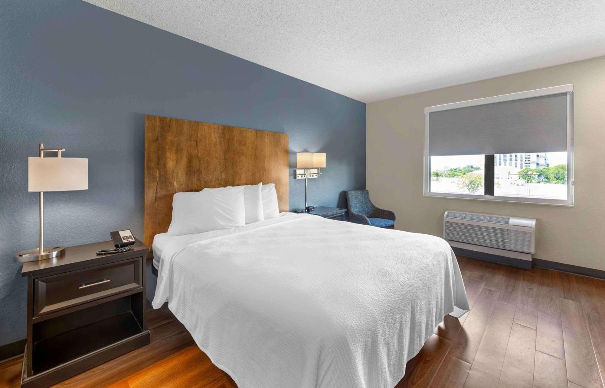Extended Stay America Suites - Fort Lauderdale - Convention Center - Cruise Port Extérieur photo